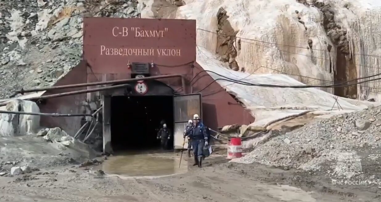 На руднике «Пионер» в Амурской области ведется бурение новых разведочных скважин — МЧС